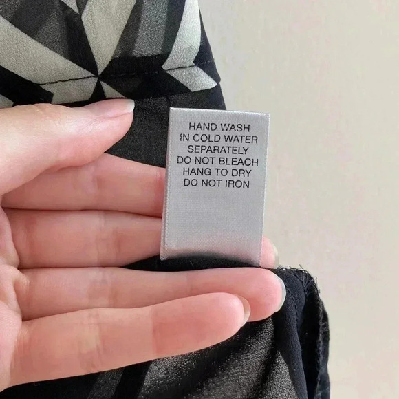 Charlotte Russe Geometric Pattern Tank Top with Gold Stud Detail, Size Small - Picture 6 of 9